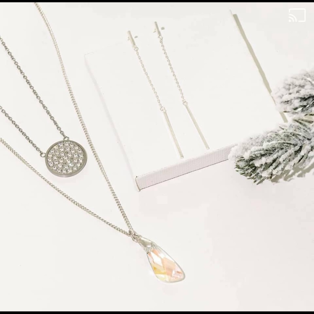 Silver and Crystal jBloom Jewelry Set